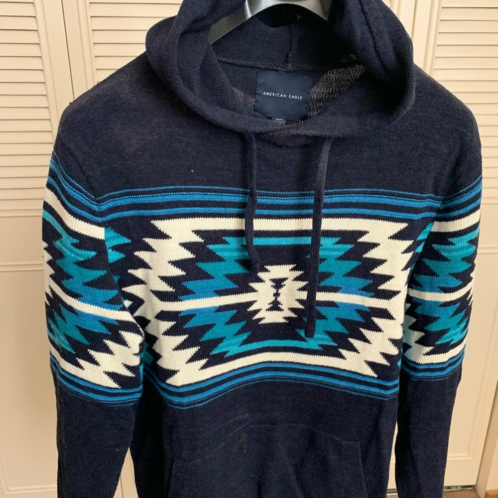 American Eagle hooded sweater